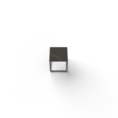 Table d'appoint 111‑Suave - Compact aluminum side table, 40 cm square, modern design - Pacific Compagnie.