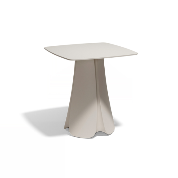 Table de repas 111 - Pezzettina – design coloré et résistant – Pacific Compagnie.