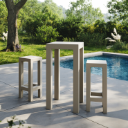 Tabouret 111 - Jut - Siège ergonomique en polyéthylène recyclable - Pacific Compagnie.