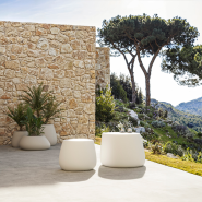 Tabouret 111 - Stone - Assise colorée, design Vondom durable - Pacific Compagnie.