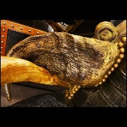 Fauteuil PC - Croco Black King - Elegant armchair with black tinted alligator skin upholstery and natural horn accents PC-Croco 