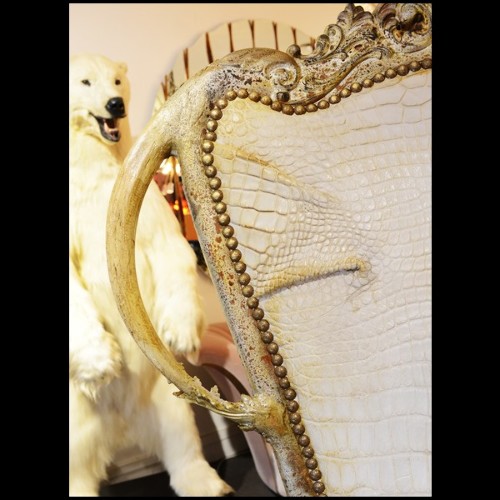 Fauteuil PC - Croco White King - High-end armchair with white alligator skin and horn details PC-Croco White King - Pacific Comp