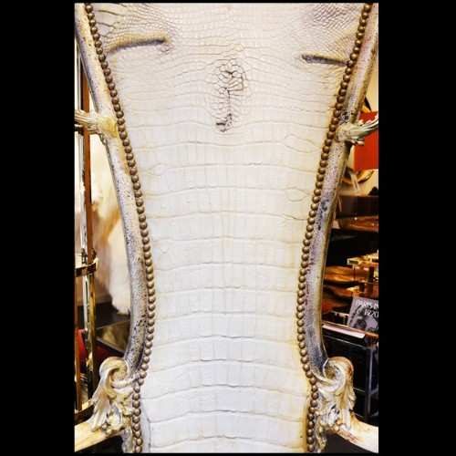 Fauteuil PC - Croco White King - Luxury seating with alligator skin and horn decoration PC-Croco White King - Pacific Compagnie.