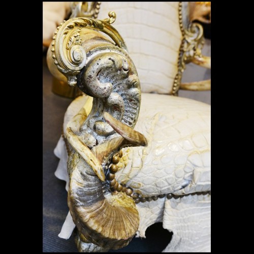 Armchair Croco White King