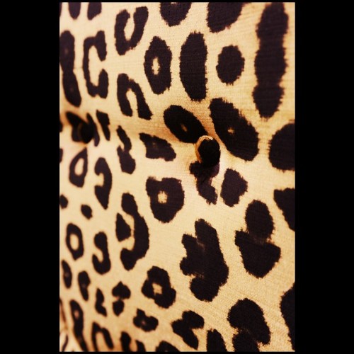Fauteuil 39 - Leopard - Tissu velours - Pacific Compagnie.