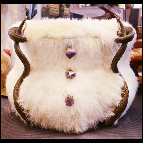 Commode PC - Amethyst and Lamb, intérieure - Pacific Compagnie.