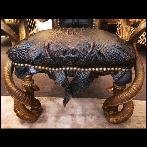 Fauteuil PC - Croco Black Horns - Crocodile noir - Pacific Compagnie.