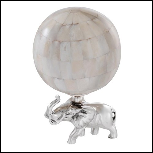 Sculpture Set of 2 with 2 elephants in nickel finish with 2 globes 24-Elephants Globes