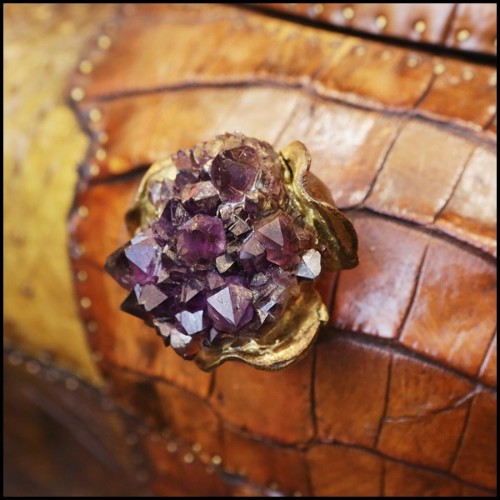Chest of drawers with real crocodile skin real horns and amethyst stones PC-Crocodile and Amethyst