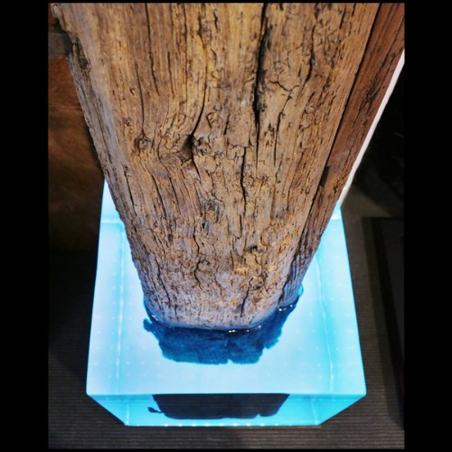 Sculpture mooring column from Doge Pietro Grimani Palace on lighted crystal resin PC-Mooring Venezia