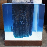 Sculpture d'une colonne d'amarrage du Palais du Doge Pietro Grimani avec base en résine cristal éclairé PC-Mooring Venezia