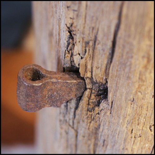 Sculpture d'une colonne d'amarrage du Palais du Doge Pietro Grimani avec base en résine cristal éclairé PC-Mooring Venezia