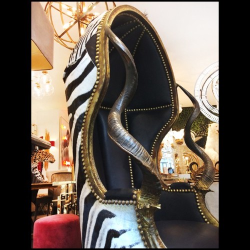 Fauteuil couvert avec véritable peau de zèbre de Burchell avec cornes naturelles véritables PC-Zebra Black