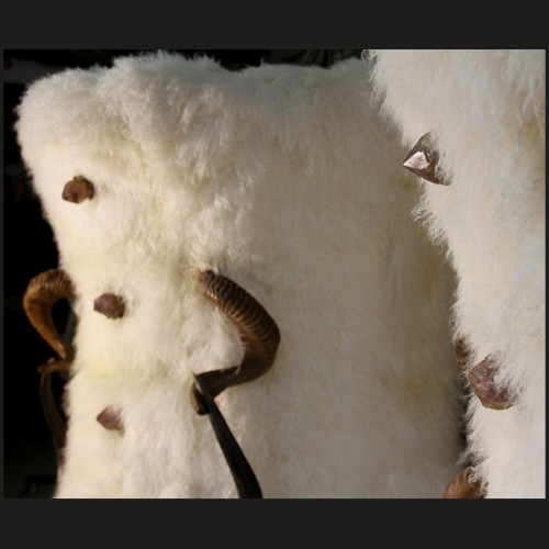 Set de deux commodes recouvertes avec laine d'agneau véritable de Mongolie PC-Pure Lamb Set of 2