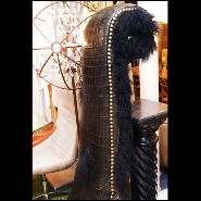 Fauteuil ﻿couvert avec véritable peau d'alligator teintée Black et cornes de Zébu PC-Croco Lamb Black