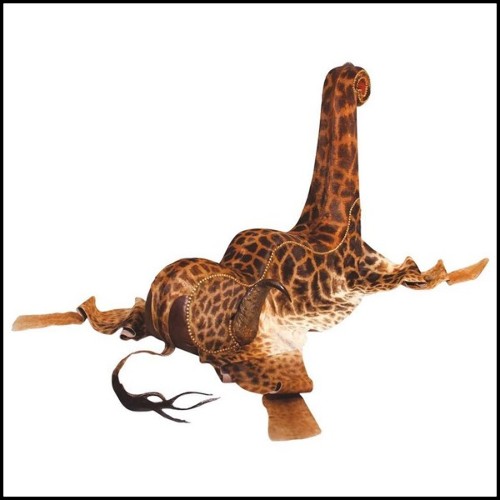 Grand fauteuil couvert avec véritable peau de girafe et cornes de buffle PC-Girafle