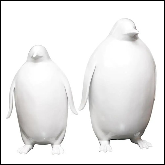 Sculpture of Emperor penguin in varnished white lacquered resin PC-Penguin