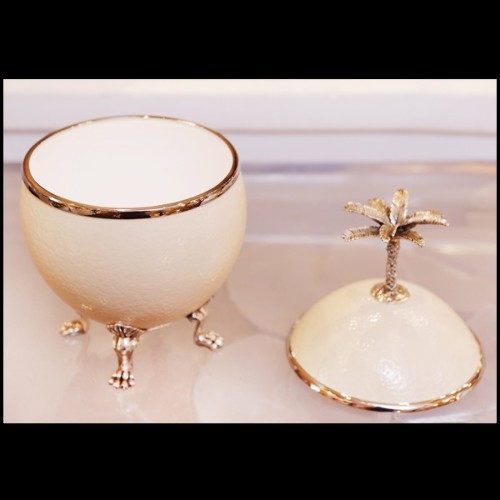Box with palm tree with a natural ostrich egg with lid with plated silver metal 162-Ostrich Egg