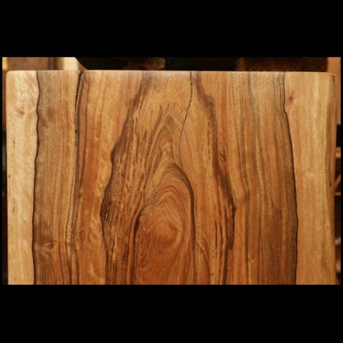 Set de deux colonnes en bois de Molave poli et ciré à la main PC-Molave Wood