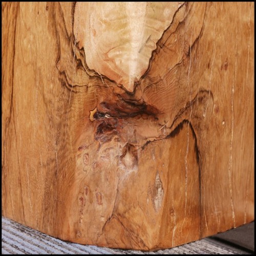 Set of two columns in handcrafted Molave wood polished and waxed PC-Molave Wood