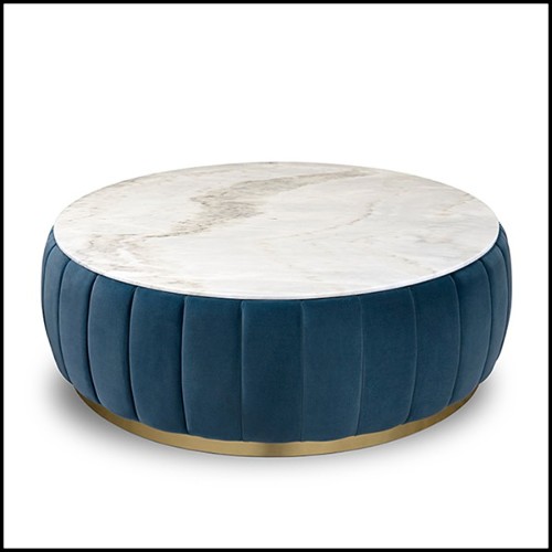Table basse avec dessus en marbre blanc Estremoz et structure recouverte en velours bleu PC-Lounge Dinner
