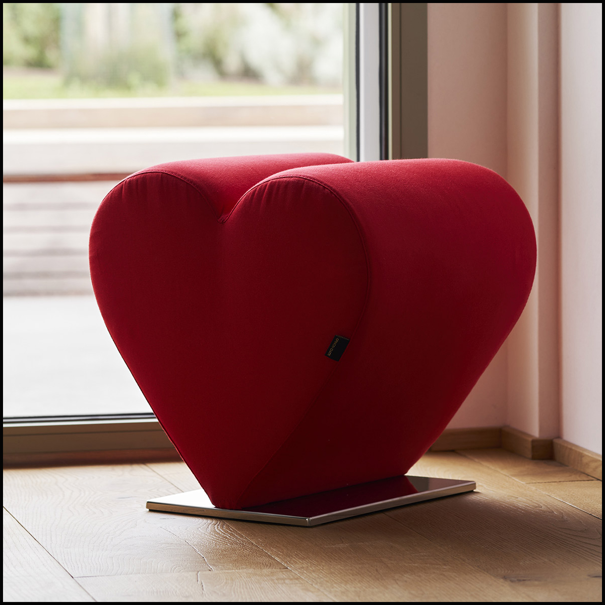 Tabouret en mousse de polyuréthane recouvert de tissu rouge ou noir 100% coton 107-Heart Red