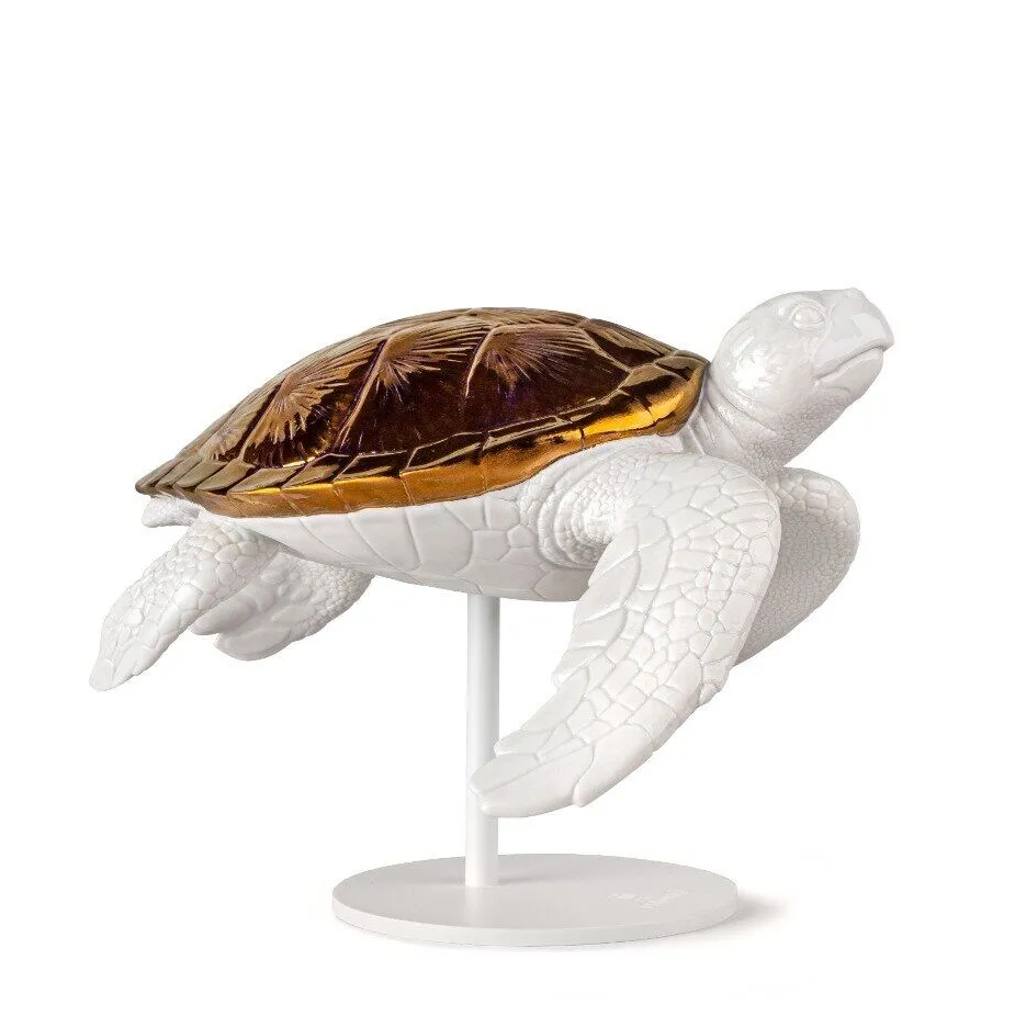 Sculpture 226 - White Tortoise B - vue rapprochée - Pacific Compagnie.