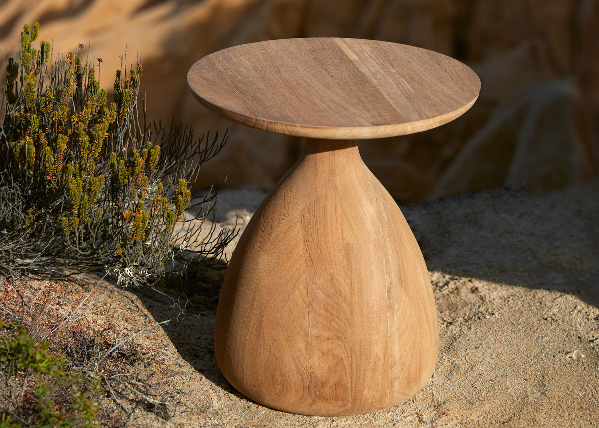 Table d’appoint 48 - Tsuki - Lampe intégrée - Pacific Compagnie.