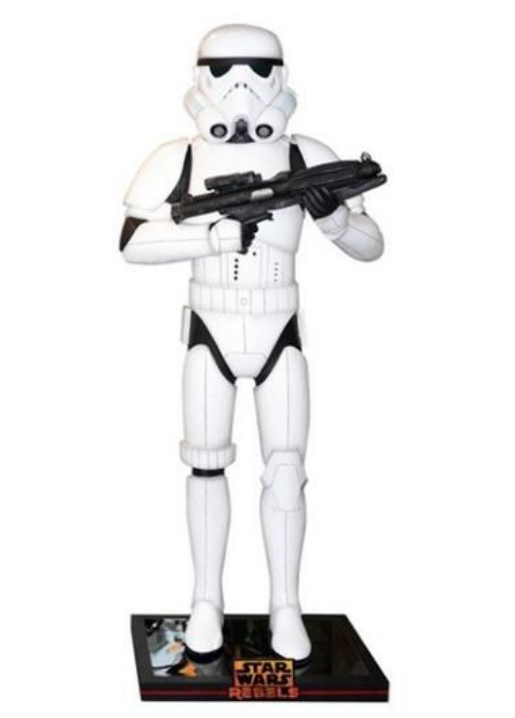 Statue grandeur nature d’un Stormtrooper de Star Wars tenant un blaster – Pacific Compagnie